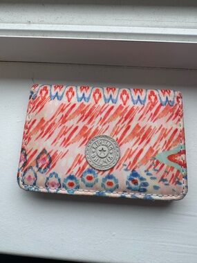 Kipling Coral, Blue & Cream Patterned Card Holder